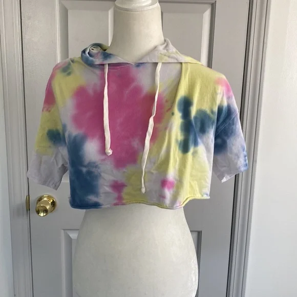 ladies fashion nova tie dye crop hoodie - Picture 2 of 6